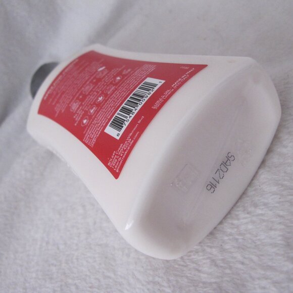 NEW - Goose Creek Apple Pom Twister Lotion - Picture 9 of 9
